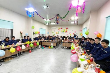 JWELL barka da sabuwar shekara cikin albarka da raha